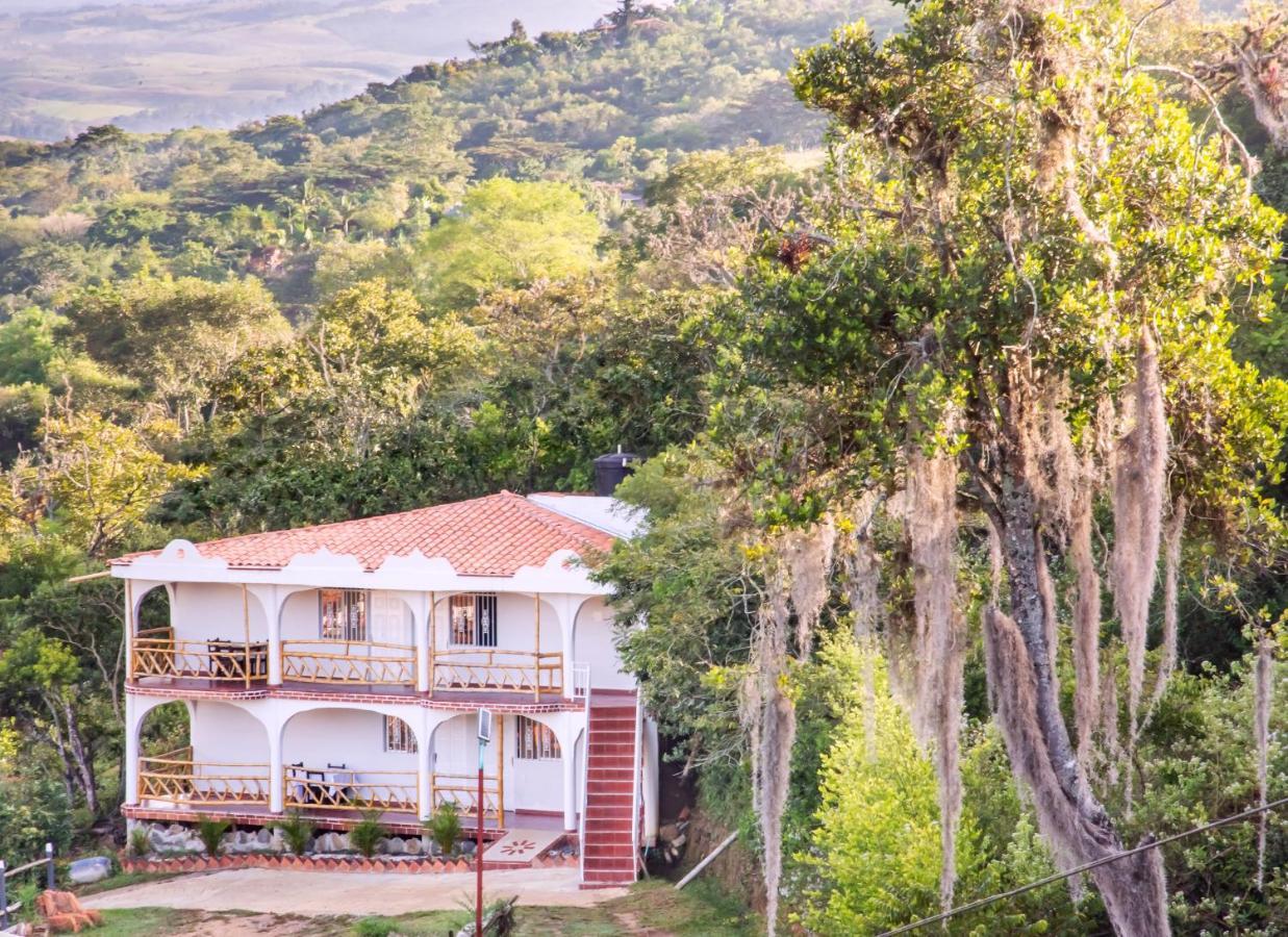 סן גיל Hotel Verde Menta מראה חיצוני תמונה